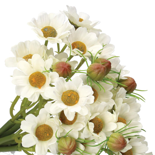 Mazzetto di margherite bianche artificiali, petali in tessuto steli in plastica. Dimensioni: altezza cm 29. In negozio e online su tuttochic.live