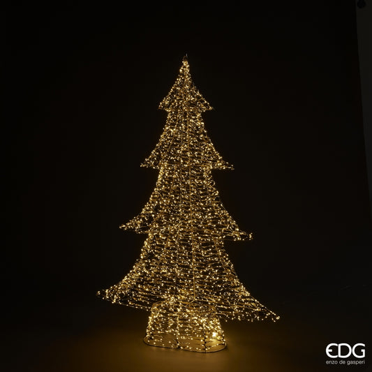 Albero di Natale in metallo di colore oro con 1800 microled, alto cm 122 e largo cm 82. Uso interno ed esterno (non direttamente alle intemperie)Input/alimentazione: 220 V - AC. 50-60Hz Output/potenza 31V 6WGrado protezione IP44 Lunghezza cavo 5 metri Luci fisse con Timer. In negozio e online su tuttochic.live