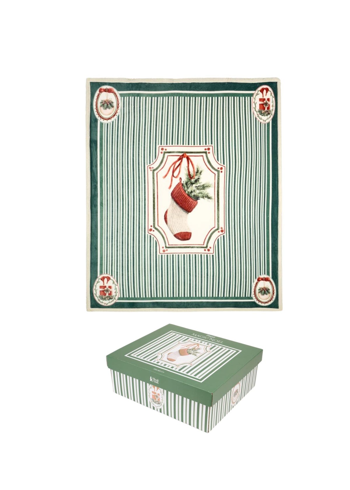 Plaid natalizio verde e bianco della linea Magic Noel Nuvole di Stoffa ripiegato nella sua scatola regalo, con decoro a forma di calza dei regali, Tutto Chic.