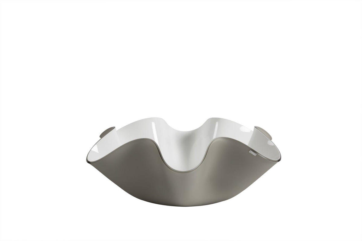 Centrotavola medio in cristallo acrilico tagliato al laser e piegato a mano. Colori: interno bianco, esterno tortora satinato Dimensioni diametro cm 33øx10h. Spessore PMMA mm 5. In negozio e online su tuttochic.live
