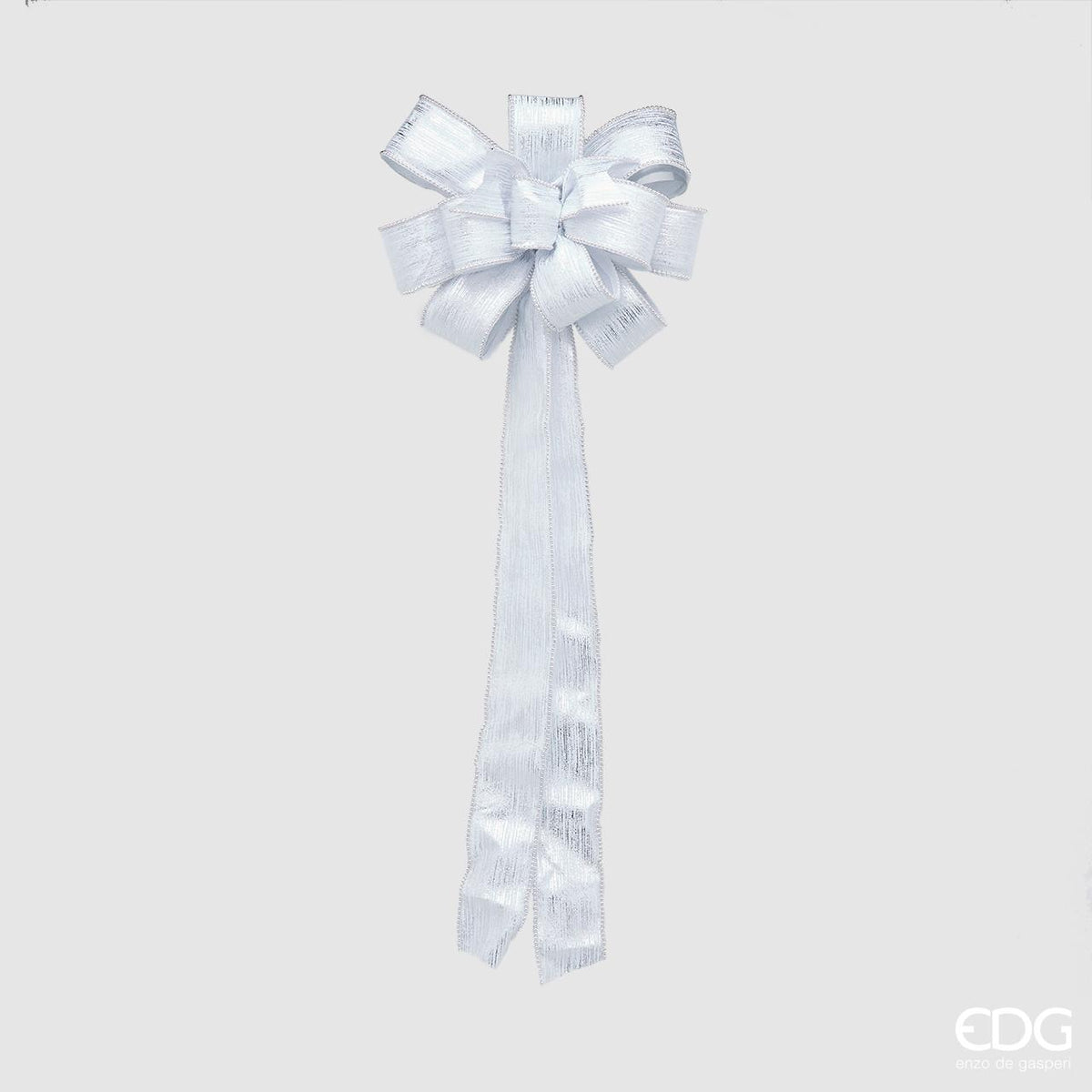 Fiocco coccarda argento. Dimensione: cm 78 x 28