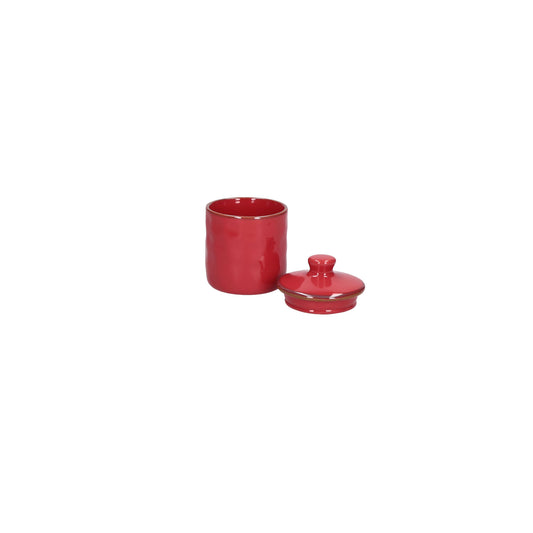 Contenitore barattolo in gres porcellanato di colore rosso corallo. Dimensioni e capacità: 200 ml Concerto, con le sue tonalità iconiche e forme materiche, arriva anche in cucina grazie alla nuova collezione di Barattoli. Oggetti funzionali dal sapore contemporaneo. In negozio e online su tuttochic.live