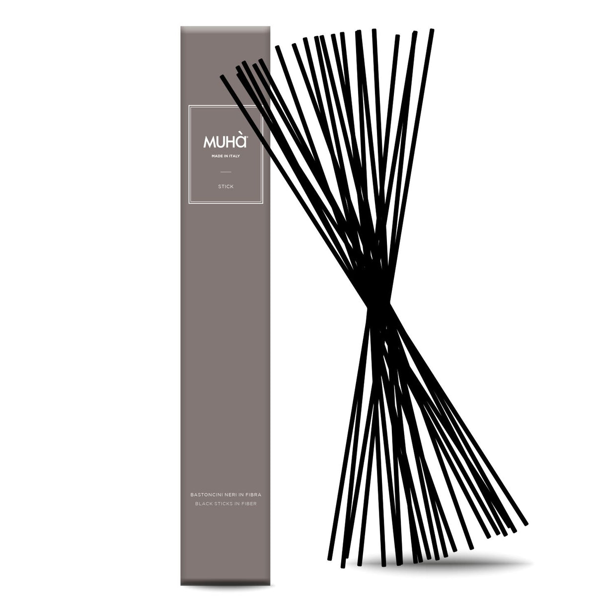 Bastoncini in fibra neri per diffusori di profumo. Scegli quanti bastoncini utilizzare per dare all'ambiente l'intensità di profumo che preferisci. Più bastoncini vengono utilizzati più il profumo è intenso e si diffonde rapidamente. Set di 20 pezzi da 4 mm di ø e lunghi 50 cm. In negozio e online su tuttochic.live