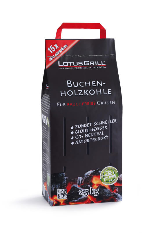 Sacco originale da 2,5 kg di carbonella di faggio LotusGrill per barbecue senza fumo con indicazione per 15 utilizzi e comoda maniglia rossa superiore.