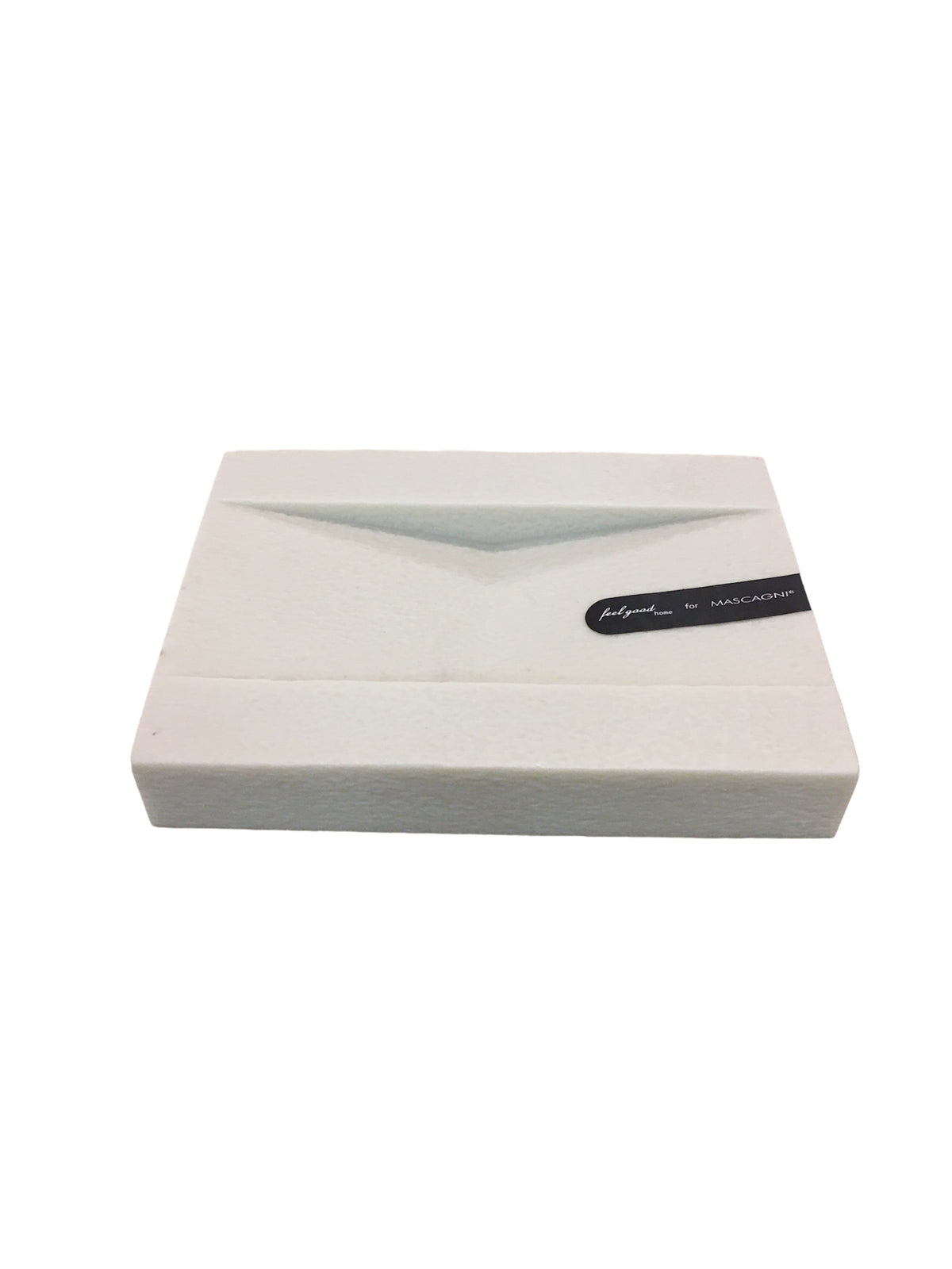 Vassoietto porta sapone bagno in resina. Accessori da bagno per rendere casa speciale. Dimensioni: 11,2 x 8,6 x h 1,6 cm. Lavabile in lavastoviglie. In negozio e online su tuttochic.live
