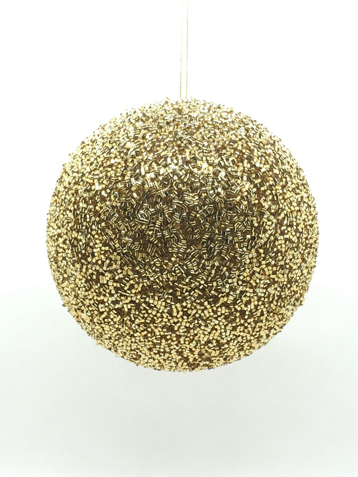 Decoro sfera grande Sax in polistirolo ricoperta di glitter color oro. Diametro cm 20. In negozio e online su tuttochic.live