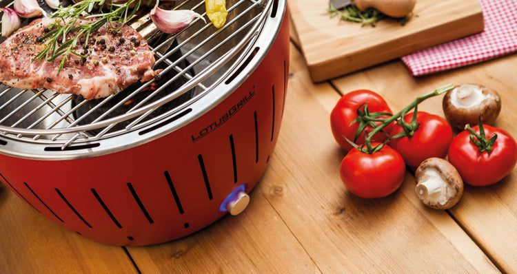Con LotusGrill potrete realizzare le vostre grigliate ovunque: sul balcone, in terrazza, in barca o in campeggio. È senza fumo fastidioso. Per il trasporto, basterà riporre il LotusGrill nella pratica borsa in dotazione In negozio e online su tuttochic.live