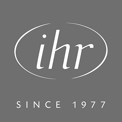 IHR - Con i nostri tovaglioli e accessori, realizzati con amore, vogliamo portarti gioia ogni giorno. Per piccoli e grandi momenti di felicità. In negozio e online su tuttochic.live