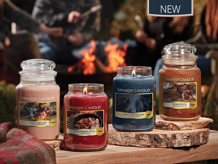 Candela con fragranza dall'inizio alla fine. Le fragranze sono miscelate con la cera per regalare un'inconfondibile fragranza Yankee Candle. Scopri tutte le fragranze su tuttochic.live