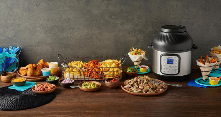 Instant Pot è un marchio canadese di multicooker. I multicooker sono pentole a pressione combinate a controllo elettronico e pentole a cottura lenta.Il Marchio produce anche Friggitrici ad aria pratiche e funzionali. In negozio e online su tuttochic.live