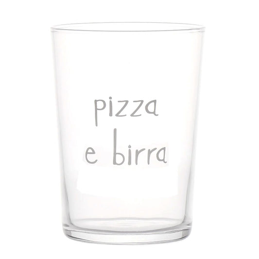 Set da 6 bicchieri in vetro con decoro serigrafato "pizza e birra". Aggiungi un tocco di originalità ai tuoi momenti conviviali e goditi una birra o bibita nel modo più divertente. Bicchieri festeggiare con gli amici! Dimensioni:  Ø 8,8  x 12 h cm. Disegnato e prodotto in Italia. In negozio e online su tuttochic.live
