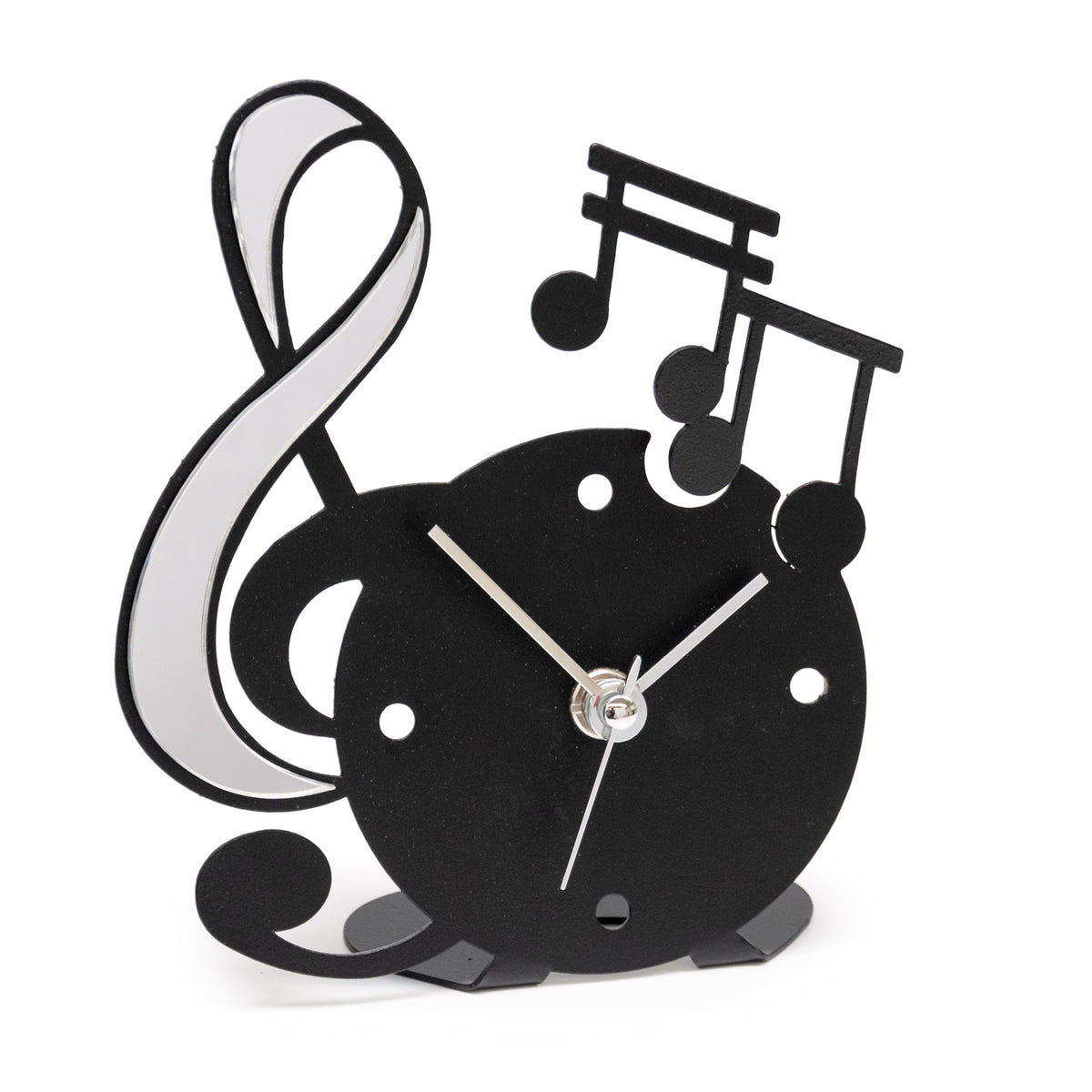 Divertente orologio da tavolo con decorazione in polimetilmetacrilato specchiato, perfetto sia come complemento d’arredo o come bomboniera. Dimensione: 13,5 x 15,5 H. Una linea di bomboniere moderne realizzate in ferro tagliato a laser e disponibili in tanti colori.. In negozio e online su tuttochic.live