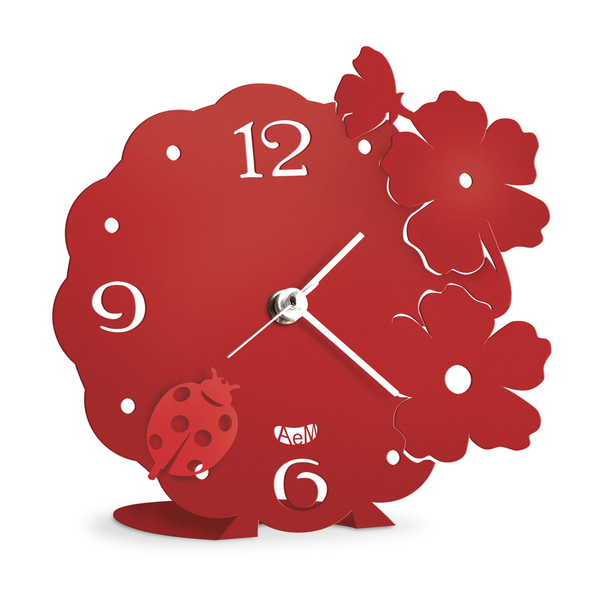 Divertente orologio da tavolo, perfetto sia come complemento d’arredo o come bomboniera. Dimensione: 15 x 15 H cm Materiale: ferro di colore rosso Funziona con 1 batteria stilo (inclusa) In negozio e online su tuttochic.live