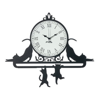 Orologio Cattitude da parete, realizzato in ferro e di colore nero, il complemento d’arredo per chi vuole unire l’utilità all’amore per gli animali. Originale e simpatico rappresenta l’allegria e la freschezza degli ambienti. Dimensioni: 62 X 52 cm. In negozio e online su tuttochic.live