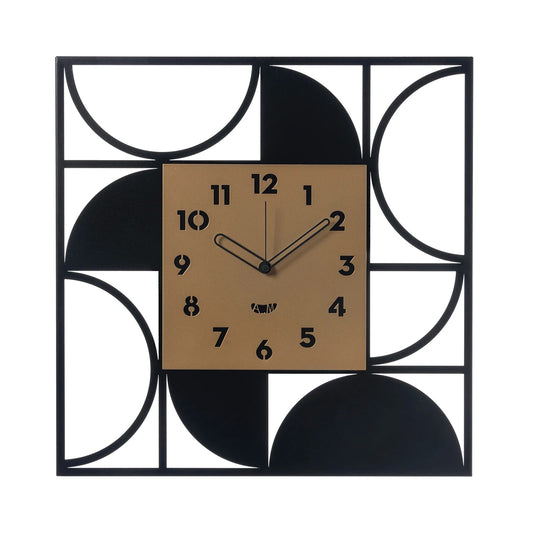 L'Orologio da parete in metallo Glam moderno e minimalista.  Dimensioni: 50 x 50H cm Alimentazione: Batteria tipo AA (inclusa) Prodotto in Italia. In negozio e online su tuttochic.live