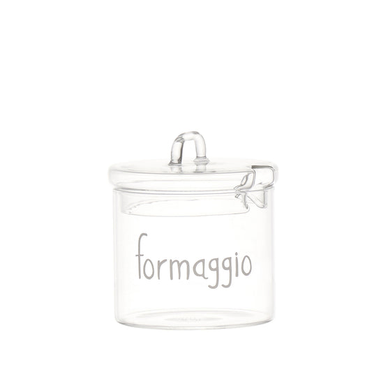 Formaggiera in vetro borosilicato trasparente, leggero e resistente. Il coperchio ha anche un incavo per tenere il cucchiaino di servizio a portata di mano. Dimensioni: ø 9 x h 11 cm. In negozio e online su tuttochic.live