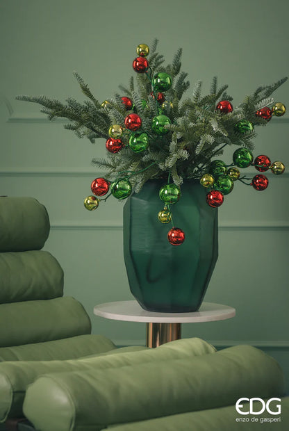 Decoro Pallemix Ramo, realizzato in plastica decorata con 12 palline oro metallizzato. Perfetto per abbellire il tuo albero di Natale o per creare composizioni uniche e originali. Regala una nuova vita alla tua decorazione natalizia con questo elemento. Dimensioni: cm 30 x h 53. In negozio e online su tuttochic.live