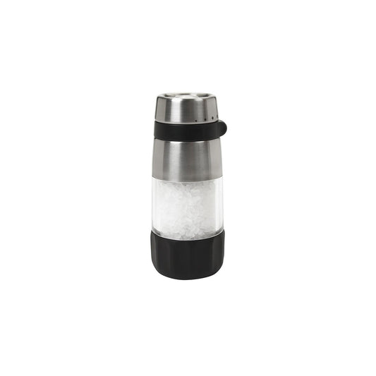 Dispenser per macinare, servire e conservare il sale con diametro del chicco regolabile fino a 5 finiture differenti.• Dimensioni: 5,6 x 5,6 x 14 cm• Capacità sale: 85 gr Materiali : acciaio inossidabile, macine in ceramica, plastica, riempito con sale marino. In negozio e online su tuttochic.live