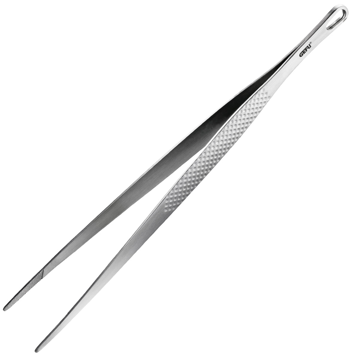 Realizzata in acciaio inox, la Pinza da cucina Esatto è ideale per lavori delicati in cucina e sulla griglia. Dimensioni: cm 30x1,8x5h Peso: 77 g. In negozio e online su tuttochic.live