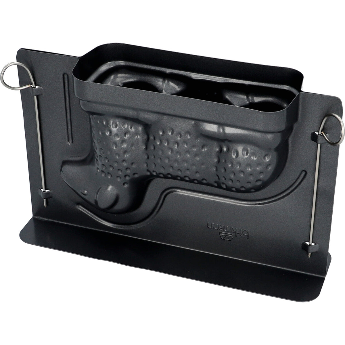 Stampo per dolce a forma di agnello tridimensionale in acciaio al carbonio con antiaderente di alta qualità per la cottura in forno. Dimensioni: 26,4 x 7,4 x 16.3 cm Capacità 900 ml. In negozio e online su tuttochic.live