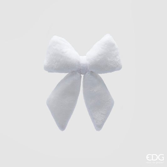 Fiocco natalizio decorativo pre-annodato in soffice tessuto effetto pelliccia bianco vellutato, modello piccolo alto 30 cm firmato EDG Enzo De Gasperi su sfondo grigio chiaro.