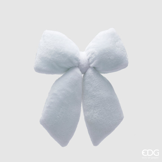 Grande fiocco natalizio pre-annodato in morbido tessuto effetto pelliccia bianco candido, modello intermedio alto 43 cm firmato EDG Enzo De Gasperi su sfondo grigio chiaro.