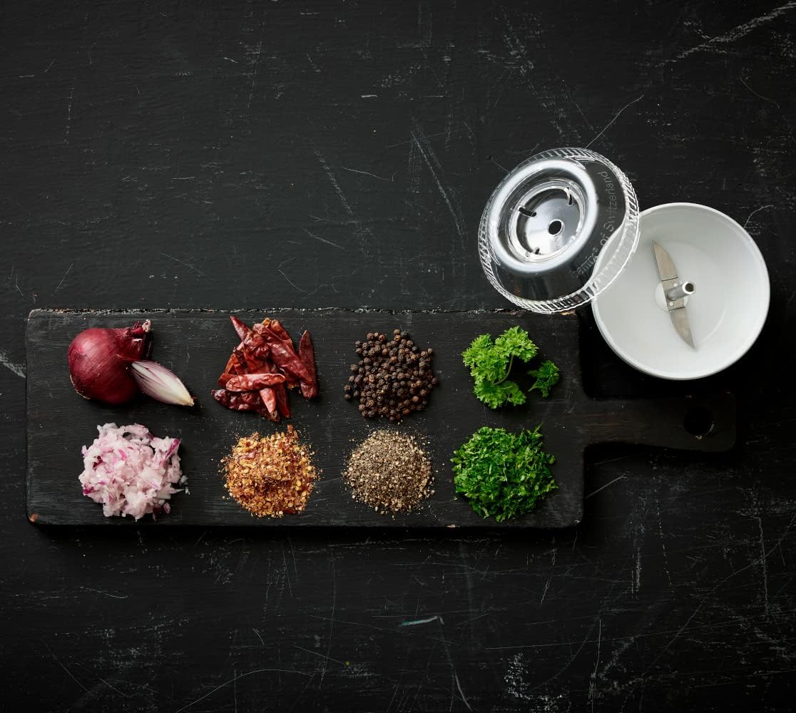 Tritatutto Bamix per ingredienti secchi come spezie e noci.