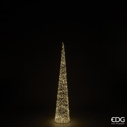 Albero di Natale a forma di cono con 720 led realizzato in metallo color oro chiaro e decorato con perline diametro cm 28 x 150 h. In negozio e online su tuttochic.live