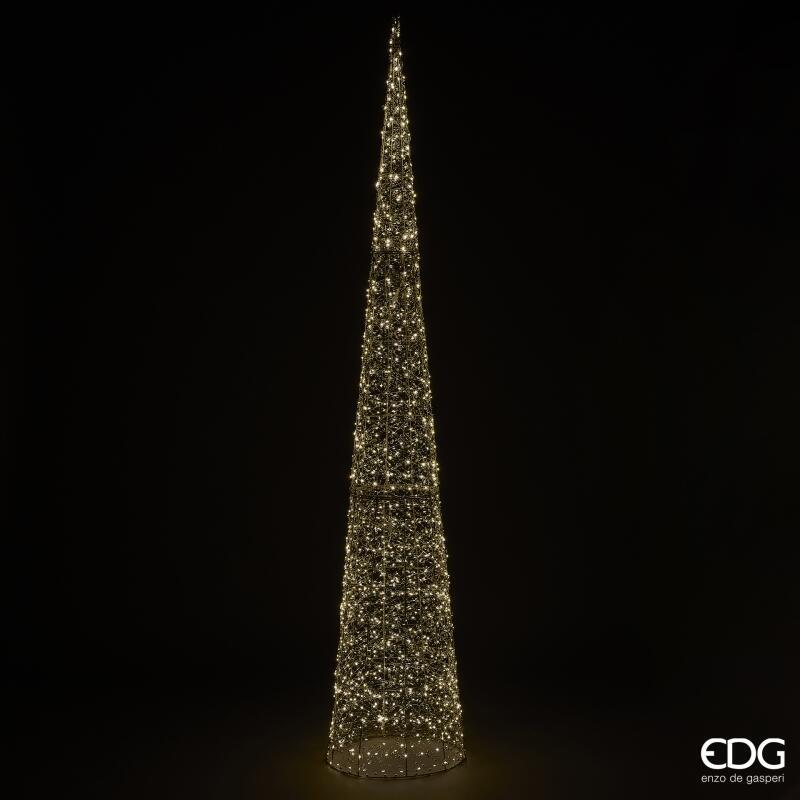 Albero di Natale a forma di cono con 1800 led realizzato in metallo color oro chiaro e decorato con perline diametro cm 45 x 280 h. In negozio e online su tuttochic.live