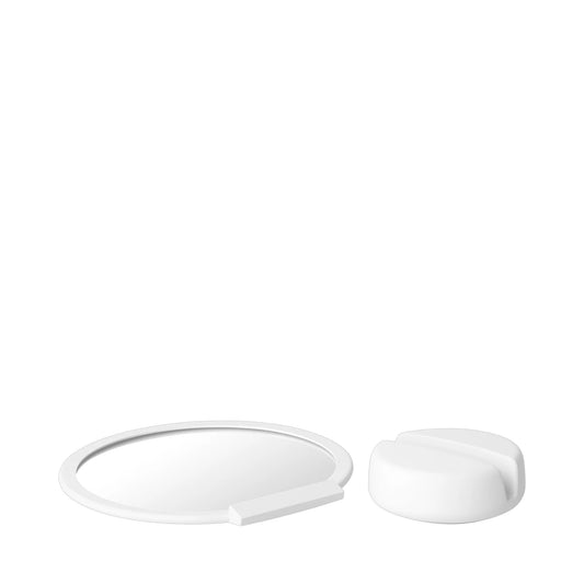 Specchio cosmetico da appoggio con ingrandimento 5x e base bianca collezione SONO di Blomus.