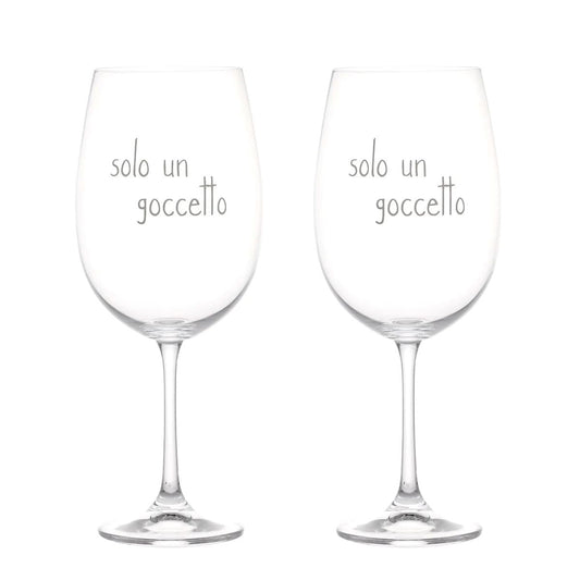 Goditi i tuoi vini preferiti con un tocco di classe grazie a questo set di 2 calici da degustazione in vetro cristallino. Perfetto per un regalo o per te stesso. Set di 2 calici 64 cl Altezza 24 x 9,8 cm. Disegnato e prodotto in Italia. In negozio e online su tuttochic.live