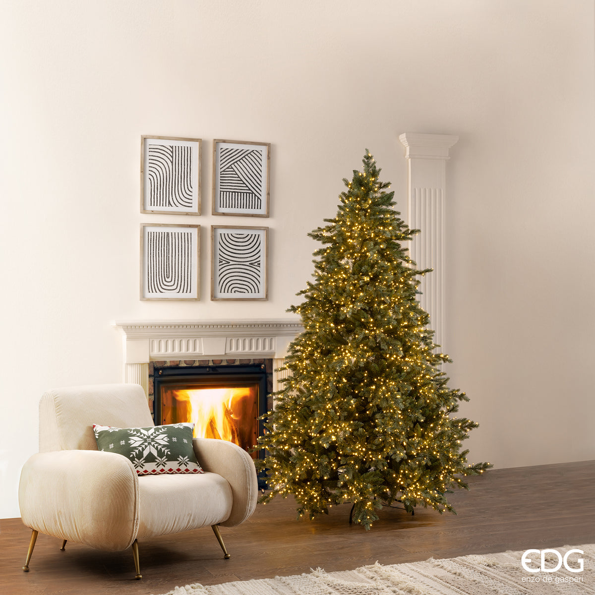 Pino Argentato h 210 con 4000 led Albero di Natale EDG | tuttochic.live