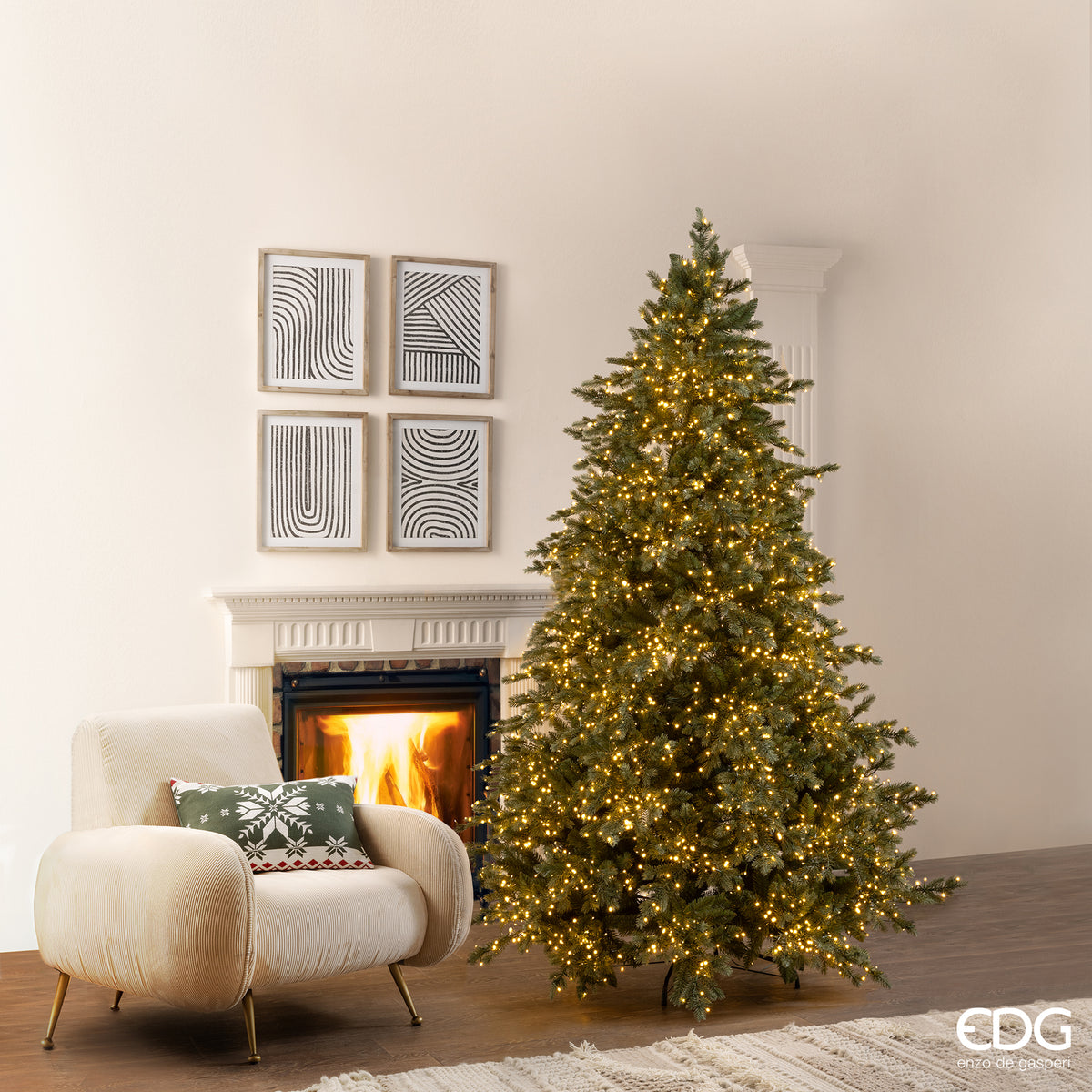 Albero di Natale EDG Pino Argentato 240 cm con 4000 LED 
