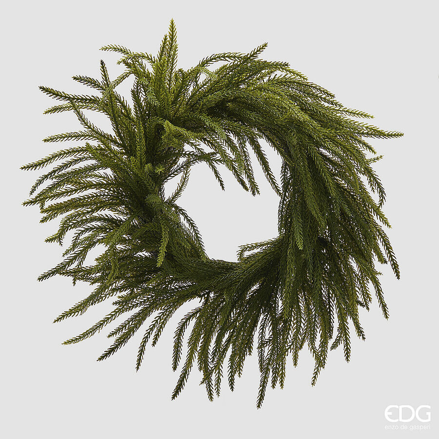 Corona circolare artificiale natalizia Cryptomeria con diametro di 45 cm di EDG Enzo De Gasperi, caratterizzata da folti rami verdi a effetto cedro.