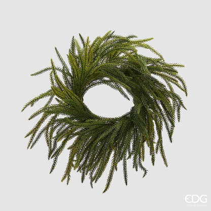 Corona natalizia circolare artificiale modello Cryptomeria diametro 35 cm di EDG Enzo De Gasperi con fitti rametti disposti a raggiera in plastica verde.