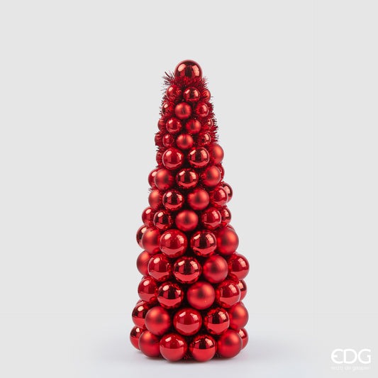 Topiary è un totem decorativo natalizio, decorato con 96 palline di diverse misure in plastica di colore rosso. Dimensioni: Ø cm 21 x 50 h. In negozio e online su tuttochic.live