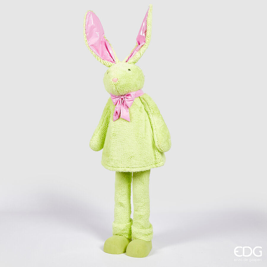 Porta allegria a casa tua con il morbido e simpatico Coniglio Peluche Dance! Con un leggero tocco, questo prodotto esclusivo di EDG Design oscilla. Colore: verde chiaro Dimensioni: cm Ø 40 x h 155. In negozio e online su tuttochic.live