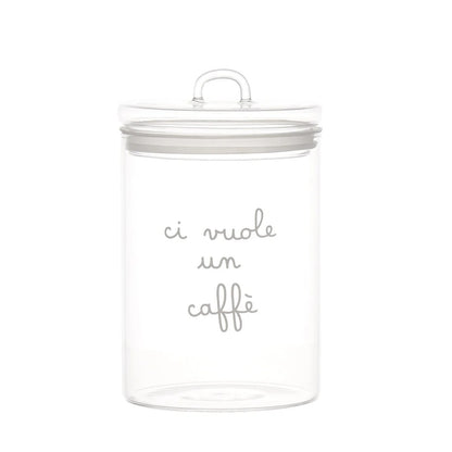 Il barattolo di vetro borosilicato trasparente con la scritta "ci vuole un caffè" Dimensioni: ø 12 x h 20 cm. In negozio e online su tuttochic.live