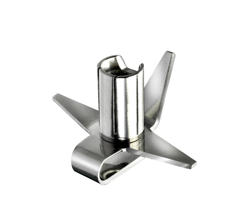 Accessorio lama universale di bamix®. Tritura, taglia e mescola tutto anche cibi congelati ed i cubetti di ghiaccio. Si utilizza direttamente nelle pentole sui fornelli. Per: minestre, creme, pesto, marmellate, gelato, frullati, frappè, pasta per pizza, impasti dolci. In negozio e online su tuttochic.live