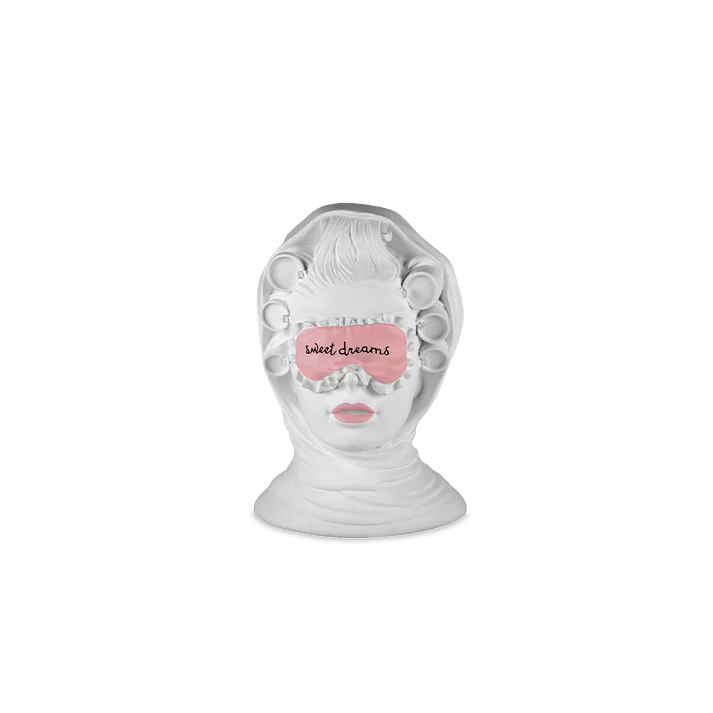 Cameo Decorativo in poliresina La sognatrice, trasmette un senso di meraviglia e di possibilità, rappresentando l’immaginazione e la profondità emotiva delle persone che sanno guardare non solo con gli occhi. Dedicato ai sognatori, ai creativi e a coloro che cercano l’ispirazione... In negozio e online su tuttochic.live