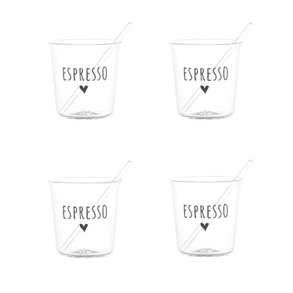 Goditi il tuo espresso con stile e un pizzico di ironia con il set di 4 bicchierini espresso "ESPRESSO". Realizzati in resistente vetro borosilicato con decoro "Pausa Caffè" in nero. Lavabili in lavastoviglie. Dimensioni: Ø 5.8 cm x h 6 cm - palettina in vetro inclusa.  In negozio e online su tuttochic.live