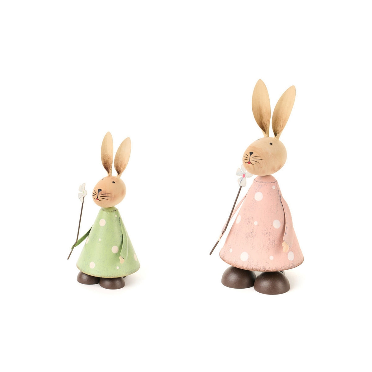 set 2 coniglietti artigianali in metallo e legno decorati a mano. Dimensioni: cm 13.5×6.5×6.5 cm – 19×8.3×8.3 cm. In negozio e online su tuttochic.live