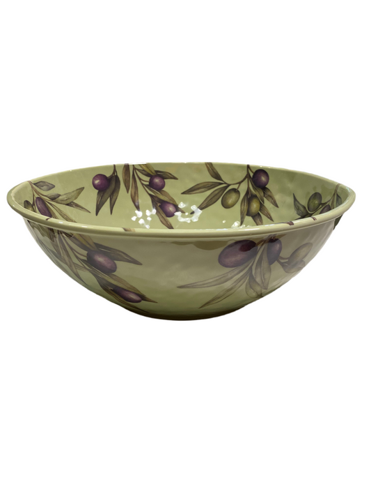Insalatiera in melamina con decoro di foglie e frutti d'ulivo. La melamina, un materiale resistente, leggero, altamente igienico e di facile manutenzione. Dimensioni cm Ø 36 Lavabile in lavastoviglie. Non Utilizzabile in microonde e in forno tradizionale. In negozio e online su tuttochic.live