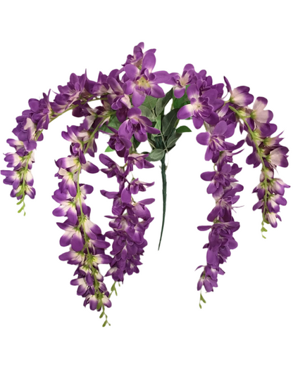 Fiore artificiale di Aelesia di colore viola.
Dimensioni: cm 68.
Petali e foglie in tessuto, rametti in plastica. In negozio e online su tuttochic.live