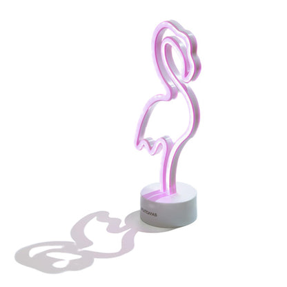 Illumina il tuo spazio con la lampada neon da tavolo Cactus! Funziona con 3 batterie stilo Peso: 182 g Dimensioni: cm 14,5 x 8,5 x 29,5