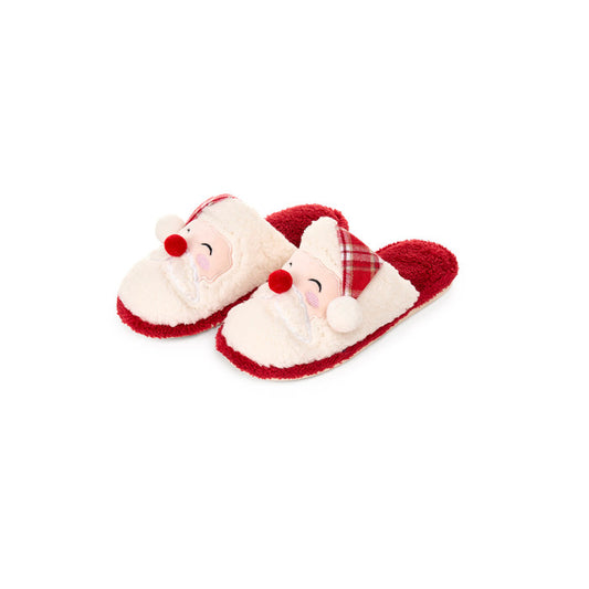 Accompagna le tue feste con le nostre eleganti ciabatte Babbo Natale, realizzate in morbido poliestere e raffiguranti il viso del caro vecchio Babbo. Disponibili in quattro misure diverse per soddisfare ogni esigenza, saranno l'accessorio perfetto per creare un'atmosfera magica. In negozio e online su tuttochic.live