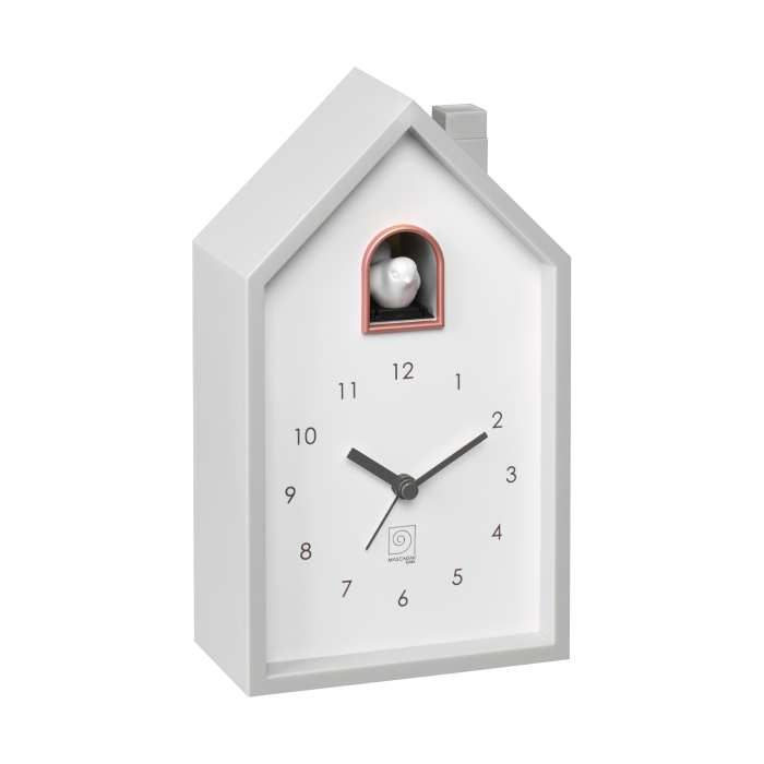 Sveglia orologio Cucù. Dimensione: 11,5 x 6 x 20,5 cm. Funziona con 3 batterie stilo (incluse). In negozio e online su tuttochic.live