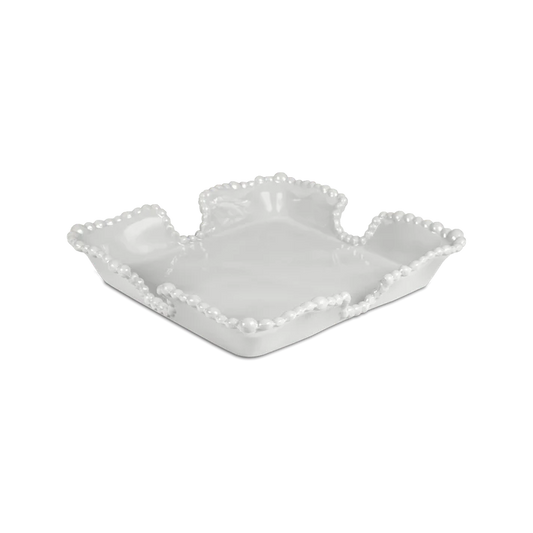 Porta Tovaglioli in melamina dell'innovativa collezione Joke. Tonalità pastello e caratteristico bordo rivestito di micro sfere ornamentali fanno della linea in melamina un ottimo alleato per la tavola.  Dimensioni: 25 x 25 cm ,  H 4 cm. Lavabile in Lavastoviglie. No microonde In negozio e online su tuttochic.live