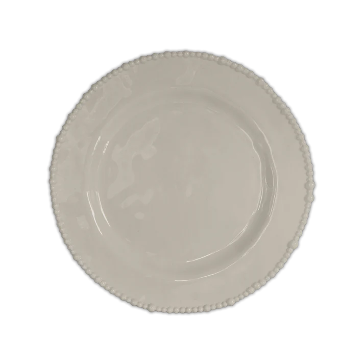 Set 6 piatti piani in melamina di colore tortora dell'innovativa collezione Joke. Tonalità pastello e caratteristico bordo rivestito di micro sfere ornamentali fanno della linea in melamina un ottimo alleato per la tavola. Lavabile in Lavastoviglie. No Microonde Dimensioni: Ø 28 cm. In negozio e online su tuttochic.live