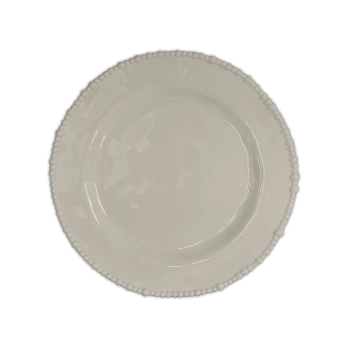 Set 6 piatti frutta in melamina di colore tortora dell'innovativa collezione Joke. Tonalità pastello e caratteristico bordo rivestito di micro sfere ornamentali fanno della linea in melamina un ottimo alleato per la tavola. Lavabile in Lavastoviglie. No microonde Dimensioni Ø 23 cm. In negozio e online su tuttochic.live